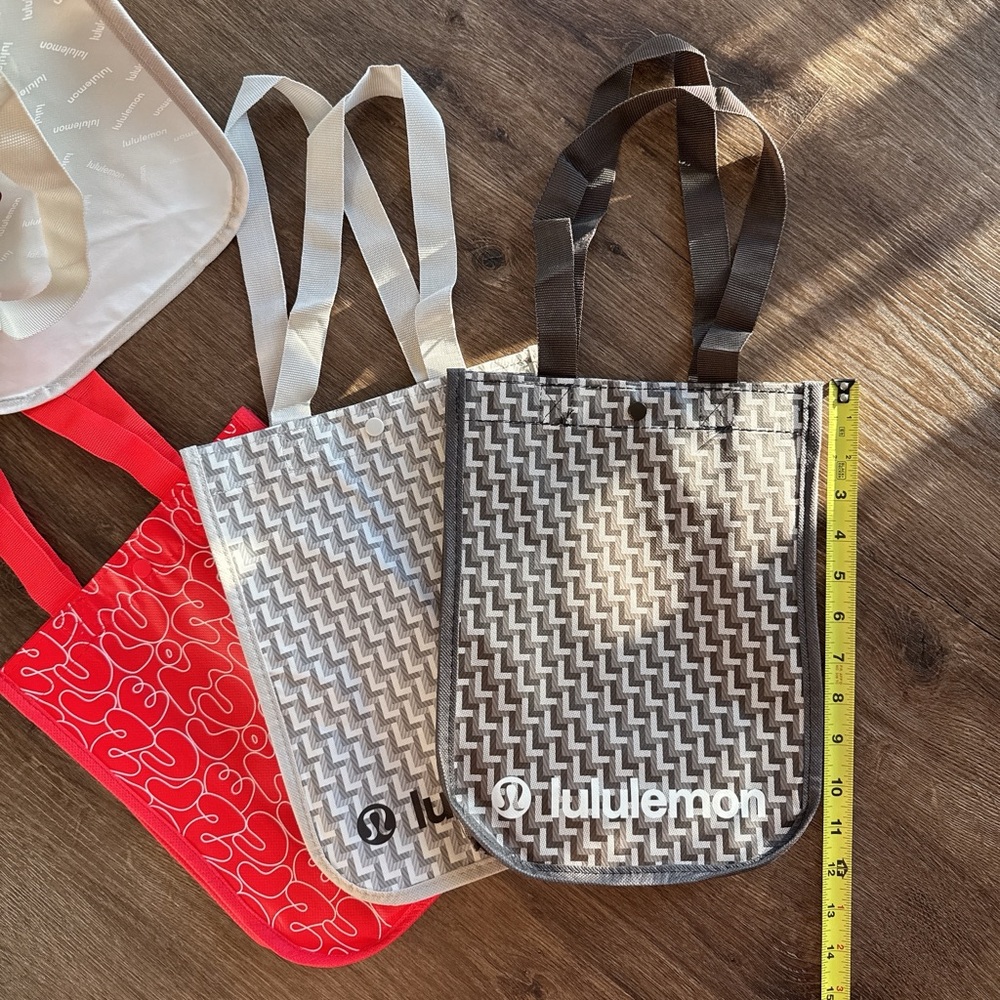 lululemon Shopper Tote Gift Bags - Bundle of 4 - Picture 2 of 10